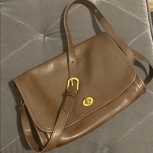 Vintage Coach Ridgefield Crossbody Brown